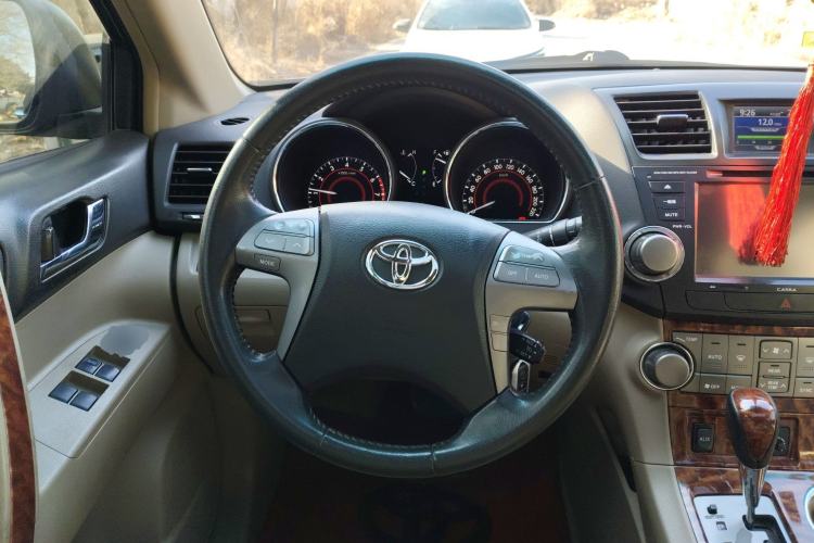 Used Toyota Highlander 2009 2.7L Two-Wheel Drive 7-Seater Luxury Navigation Edition Steering Wheel