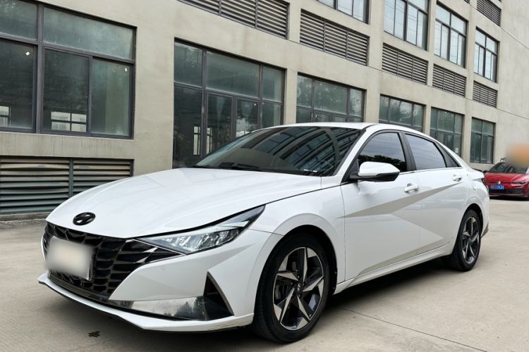 Used Hyundai Elantra 2022 1.5L CVT LUX Prestige Edition