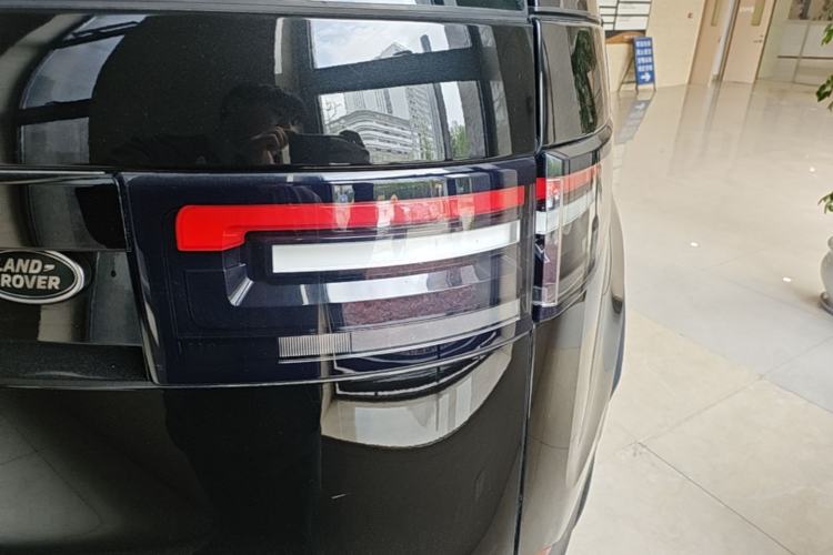 Used Land Rover Discovery 2020 2.0T SE