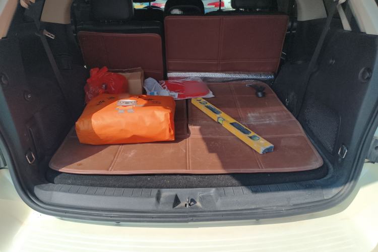 Used Dodge Journey 2013 2.4L Two-Wheel Drive Luxury Version