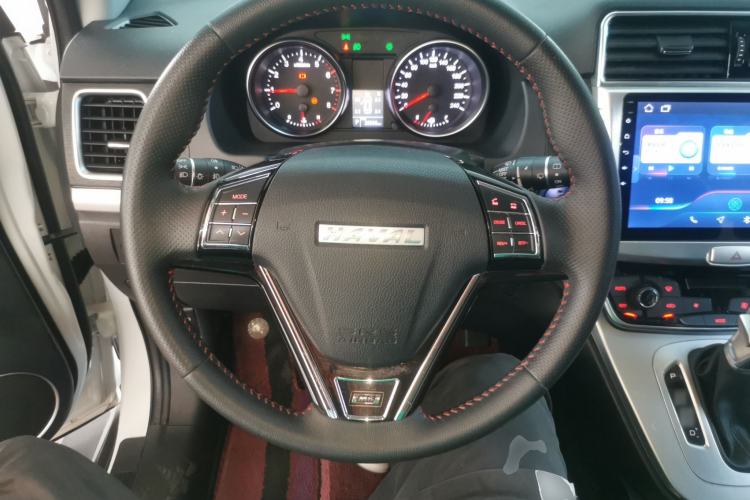 Used Haval M6 2019 1.5T DCT Two-Wheel Drive Elite Version China VI Standard Steering Wheel