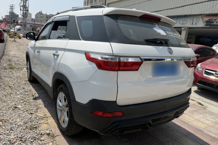 Used Dongfeng Fengon S560 2018 1.8L Manual Urban Model 7 Seats Exterior 3