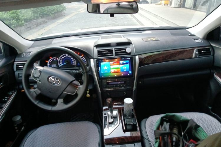 Used Toyota Camry 2015 2.0G Premier Edition Center Console