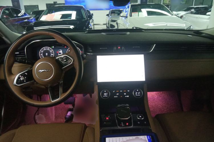 Used Jaguar XFL 2024 2.0T P250 Two-Wheel Drive Prestige Luxury Edition