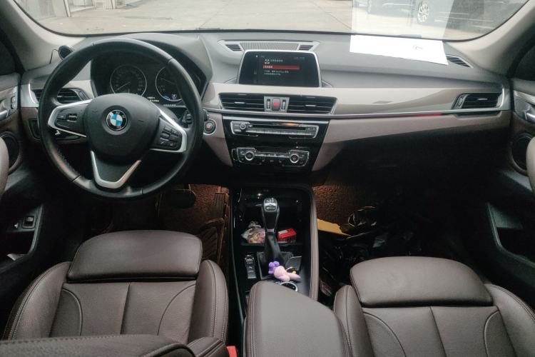 Used BMW X1 New Energy 2018 xDrive25Le Luxury Model Center Console