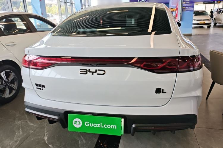 Used BYD Qin L 2024 DM-i 80KM Leading Model
