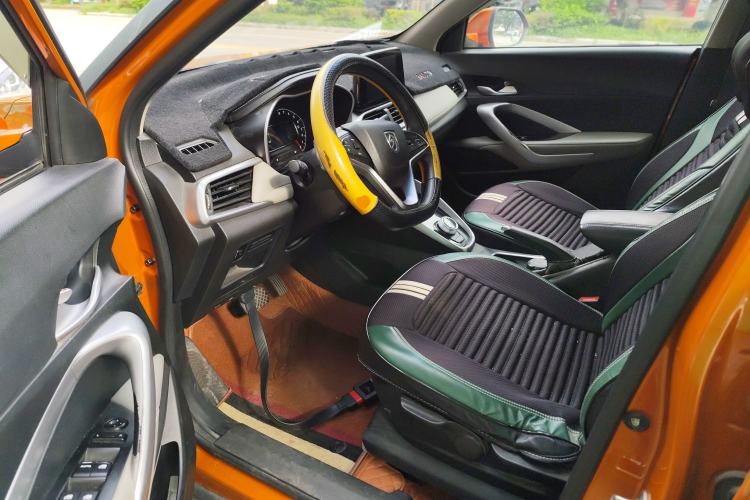 Used Baojun 510 2017 1.5L Automatic Fashion Model