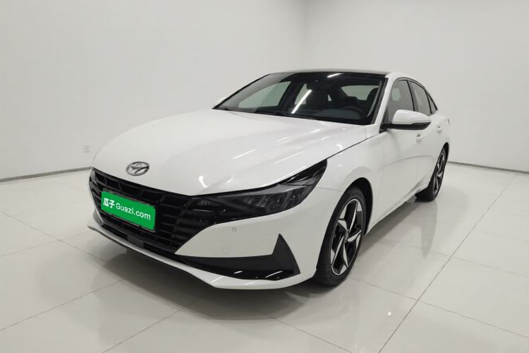 Used Hyundai Elantra 2021 1.5L CVT LUX Prestige Edition