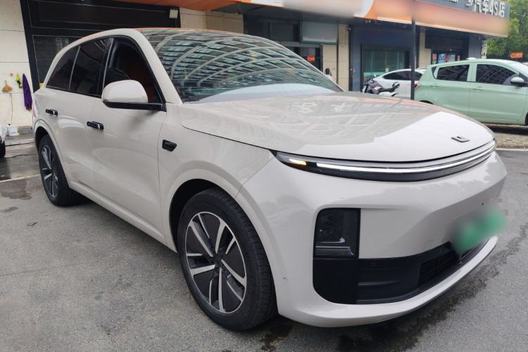 Used Li Auto L6 2024 Pro Model Front Right 45 Deg