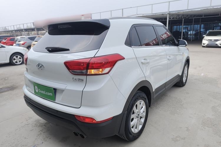Used Hyundai ix25 2017 1.6L Manual Fashion Model

