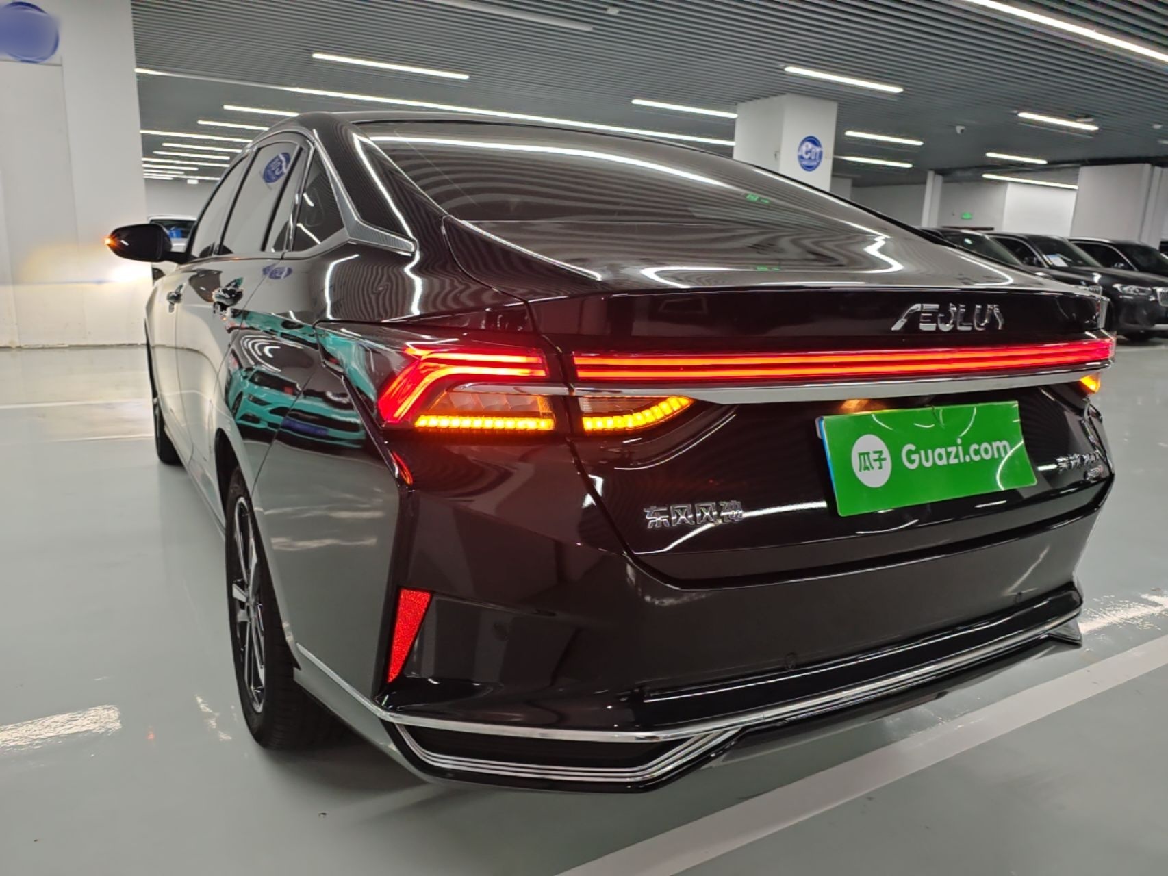 Dongfeng Aeolus Yixuan MAX 2023 1.5T Super-Powered Dad Edition — снимка 4