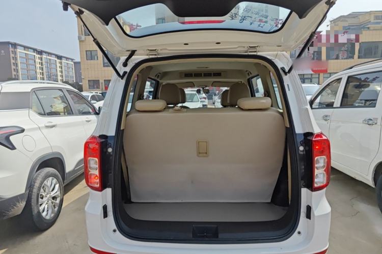 Used Wuling Hongguang 2019 1.5L S Comfort Edition China VI LAR