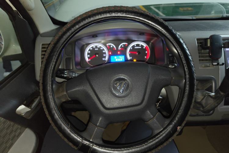 Used Foton Scenic G7 2014 2.0L Shangtong Version Short Wheelbase High Roof 486EQV4