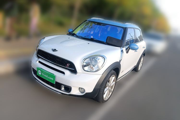 Used MINI Countryman 2015 1.6T COOPER S ALL4 Limited Edition for Tibet Expedition
