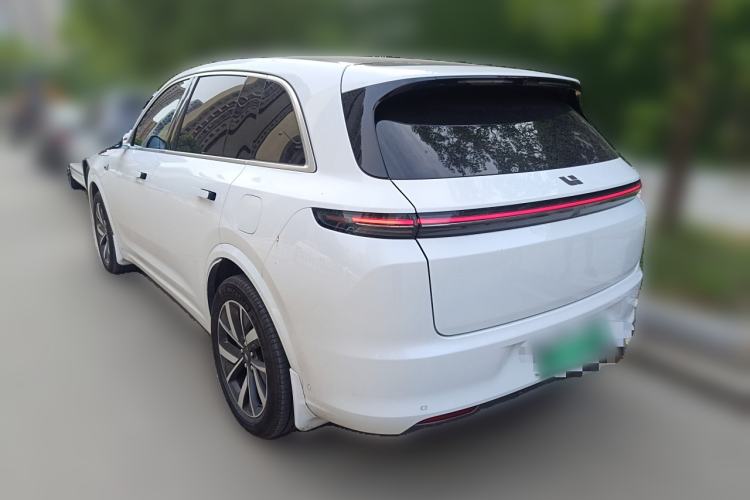 Used Li Auto L7 2023 Air model
