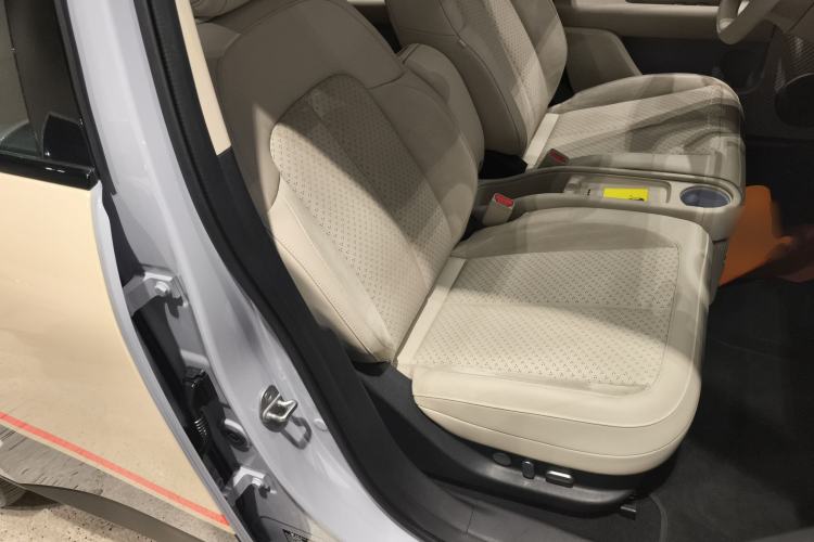 Used firefly 2025 Illuminated Edition
