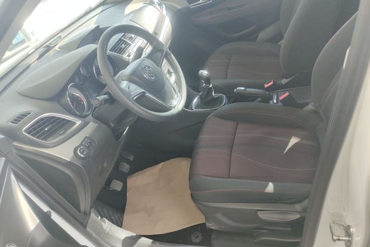 Used Buick Encore 2015 1.4T Manual Two-Wheel Drive Urban Advanced Model
