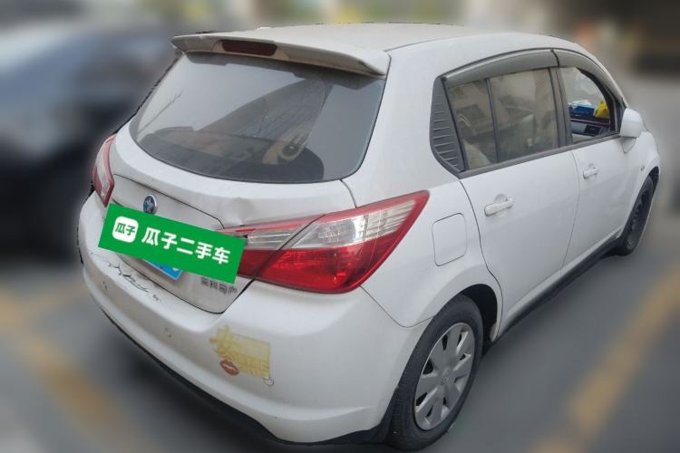 Used Venucia R50 2012 1.6L Manual Comfort Edition