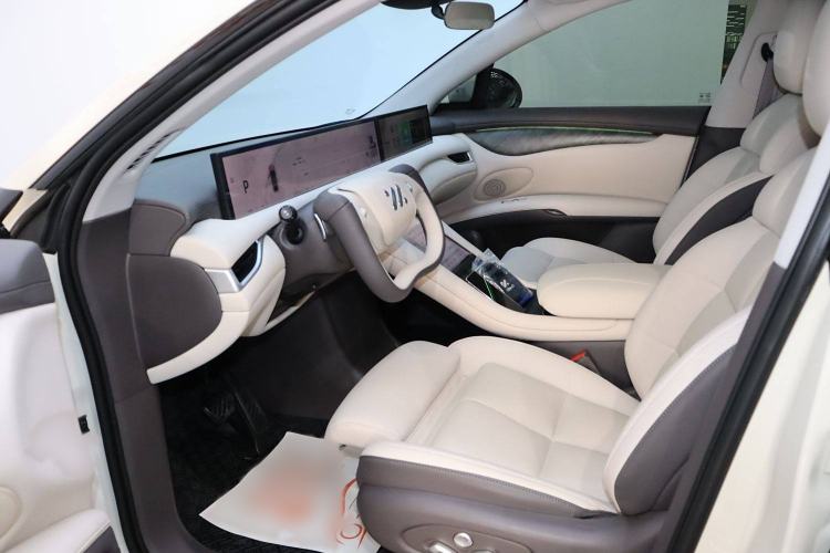 Used IM LS6 2023 Max Standard Edition
