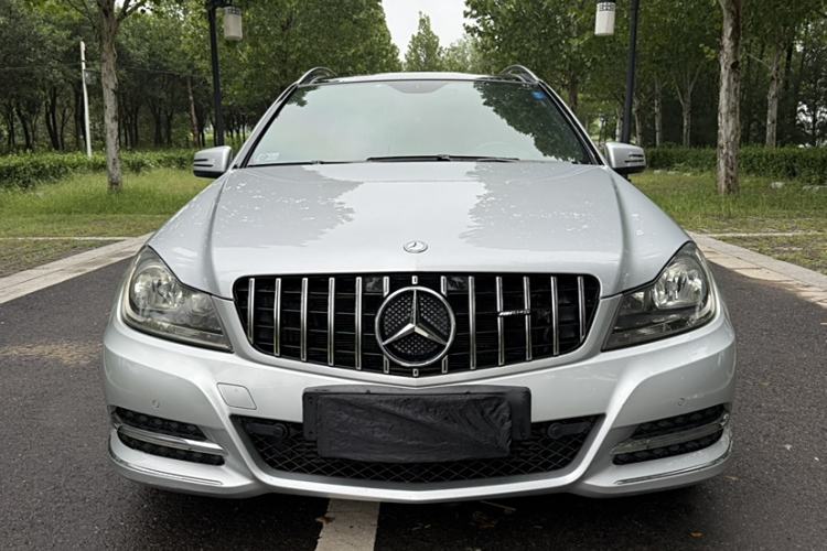 Used Mercedes-Benz C-Class 2011 C 200 Fashion Travel Edition