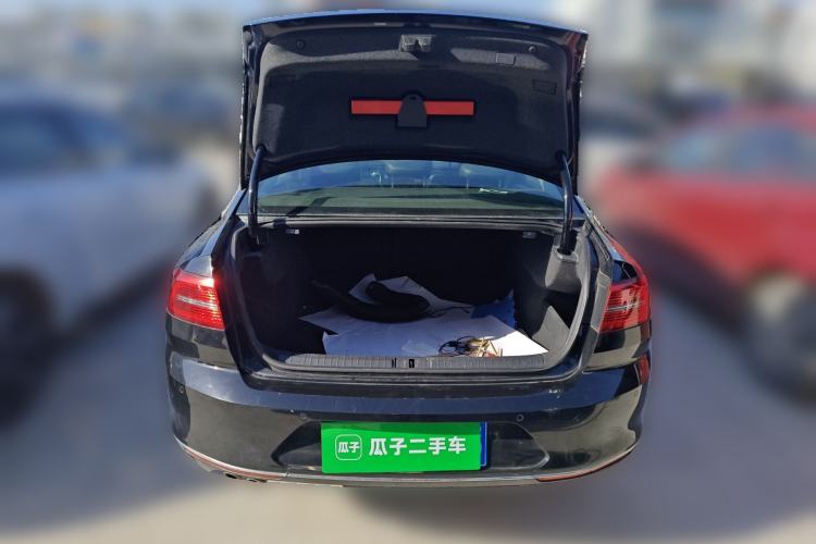 Used Volkswagen Magotan 2018 280TSI DSG Leading Model Trunk