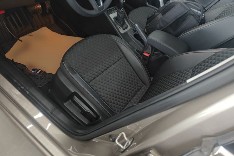 Used Skoda Octavia 2019 TSI280 DSG SmartDrive Luxury Edition China VI Left Front Seat