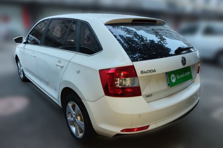 Used Skoda Rapid Spaceback 2016 Revised 1.6L Manual Chuanxing Edition