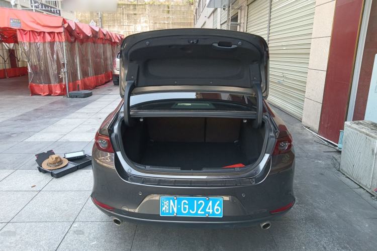 Used Mazda 3 Axela 2022 2.0L Automatic Zhiqing Edition Trunk