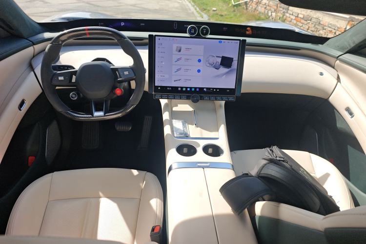 Used Xiaomi Auto YU7 2025 Ultra-Long Range High-Performance All-Wheel-Drive Max Edition