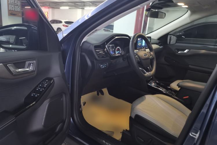 Used Ford Escape 2020 EcoBoost 245 Two-Wheel-Drive Titanium Edition