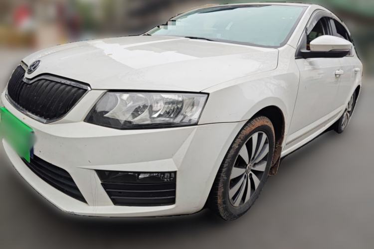 Used Skoda Octavia 2017 1.6L Manual Front-Wheel-Drive Version
