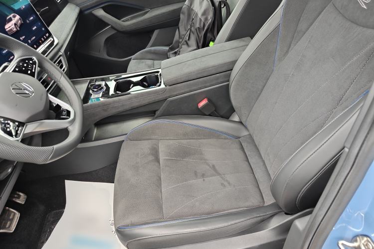 Used Volkswagen Tiguan L 2024 PRO 380TSI Four-Wheel Drive R-Line Prestige Edition Left Front Seat