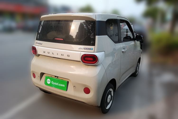 Used Wuling Hongguang MINIEV 2024 3rd Generation 215km Youth Edition Rear Right 45 Deg