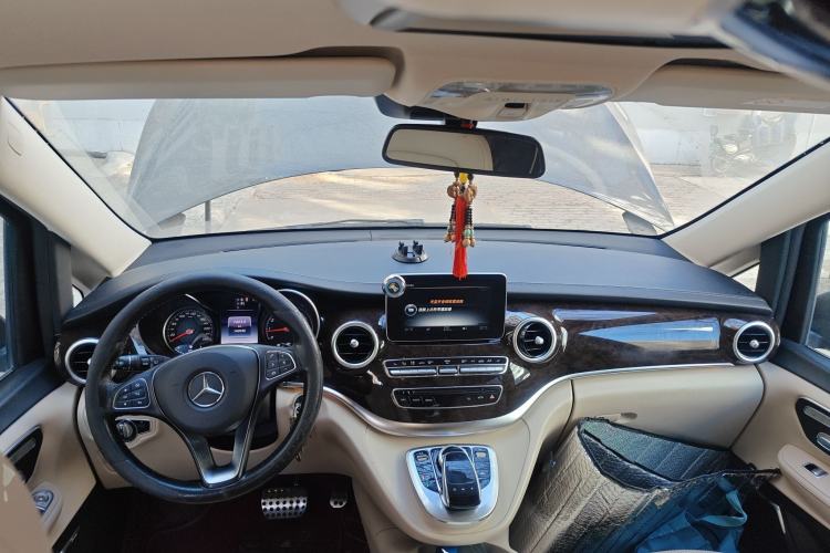 Used Mercedes-Benz V-Class 2018 V 260 L Prestige Extended Version China VI