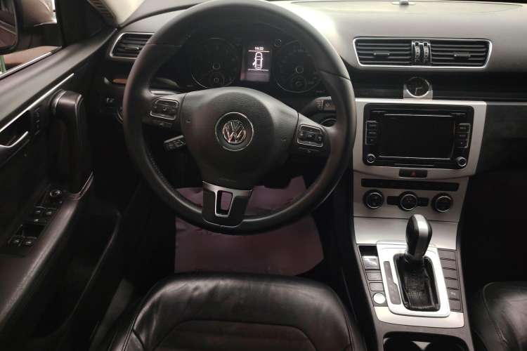 Used Volkswagen Magotan 2015 Facelift 1.8TSI Luxury Model
