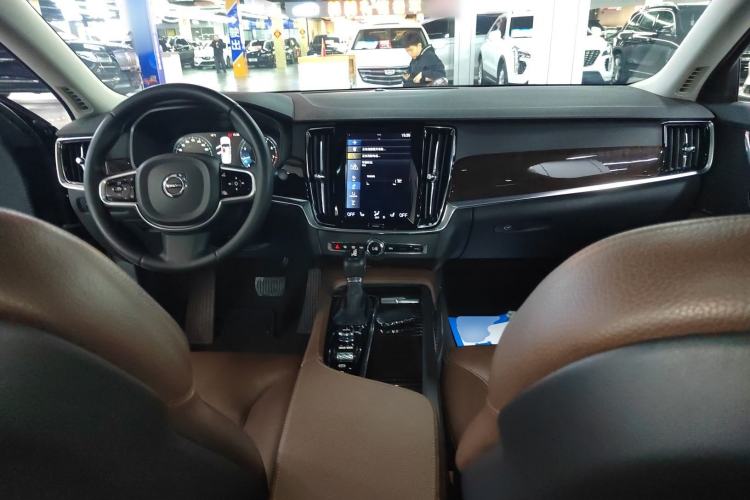 Used Volvo S90 2017 T4 Zhiyuan Edition