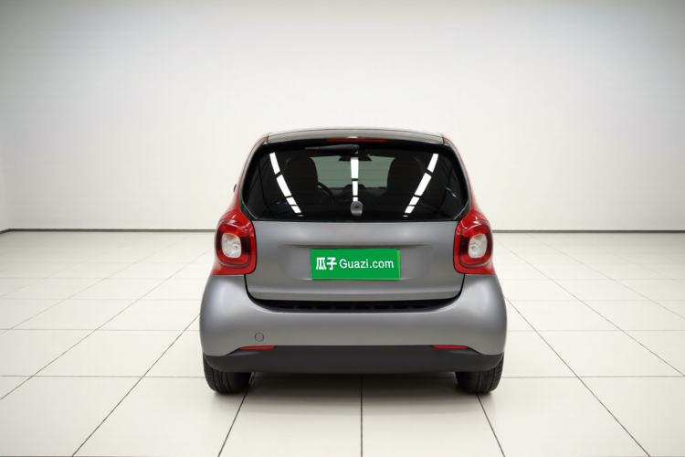 Used smart fortwo 2016 0.9T 66kW Hardtop Pioneer Edition