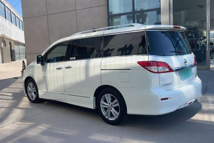 Used Nissan Quest 2015 3.5L SL