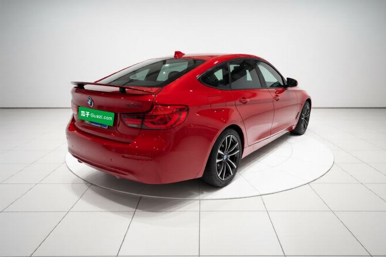 Used BMW 3 Series GT 2018 320i Sport Edition Exterior 5