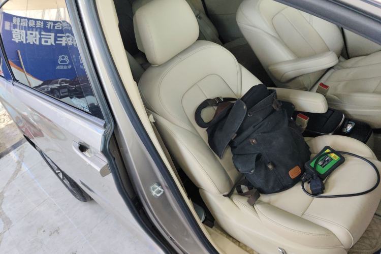 Used Buick GL8 2022 ES Landtrek 653T Luxury Edition
