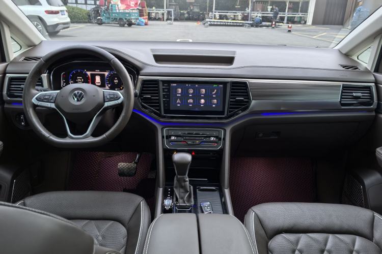 Used Volkswagen Viloran 2020 380TSI Prestige Edition