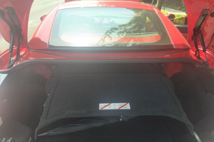 Used Ferrari Portofino 2018 3.9T Trunk