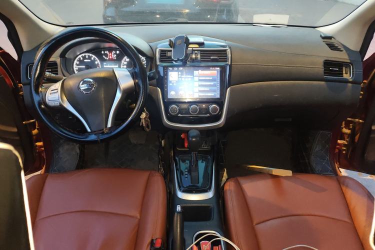 Used Nissan Tiida 2016 1.6L CVT Cool Dynamic Edition