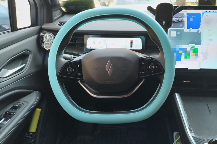 Used Livan Livan 7 2023 605 km ZHU FENG