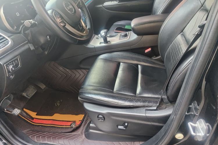 Used Jeep Grand Cherokee  Left Front Seat