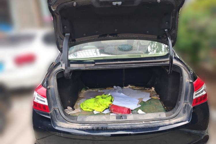 Used Peugeot 408 2014 1.8L Manual Leading Edition Trunk