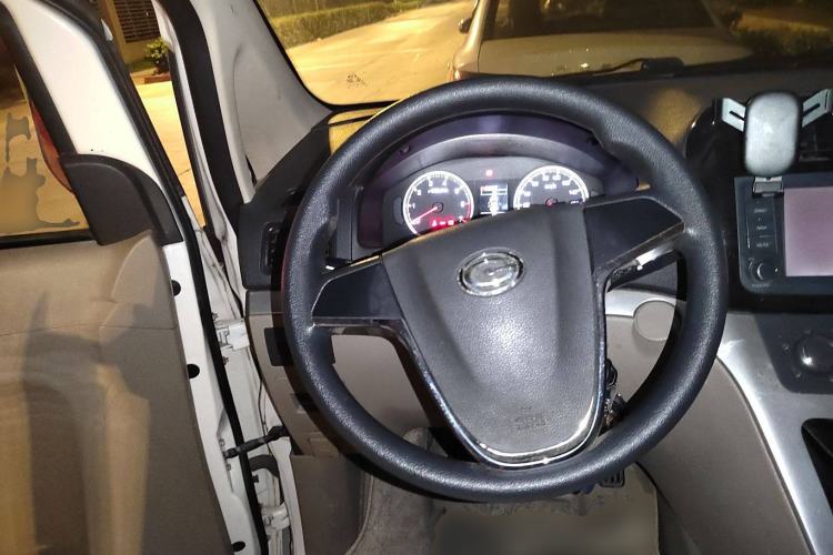 Used GAC Gonow Starry 2013 1.5L Seven-Seater Luxury Model