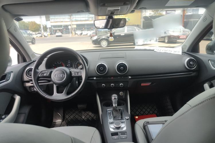 Used Audi A3 2017 Limousine 35 TFSI Fashion Model
