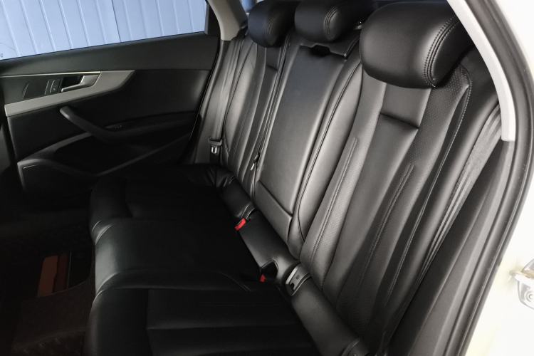 Used Audi A4L 2018 30th Anniversary Edition 40 TFSI Trendy Model Left Rear Seat