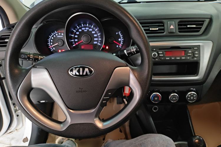 Used Kia K2 2015 Sedan 1.4L MT GLS